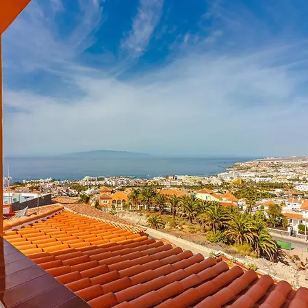 Isabel Villa Costa Adeje (Tenerife)